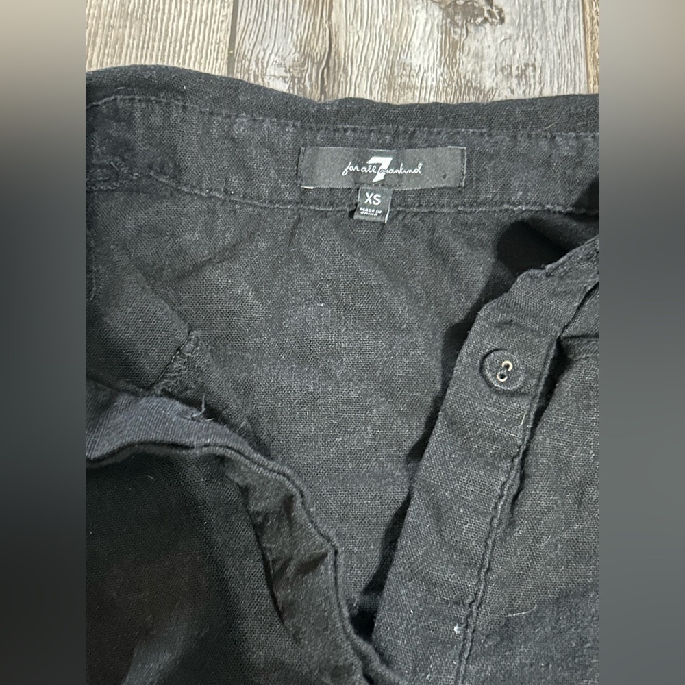 7 for All mankind Black Sleeveless button collared Crop Top & Shorts Set (2pcs) - Picture 3 of 5
